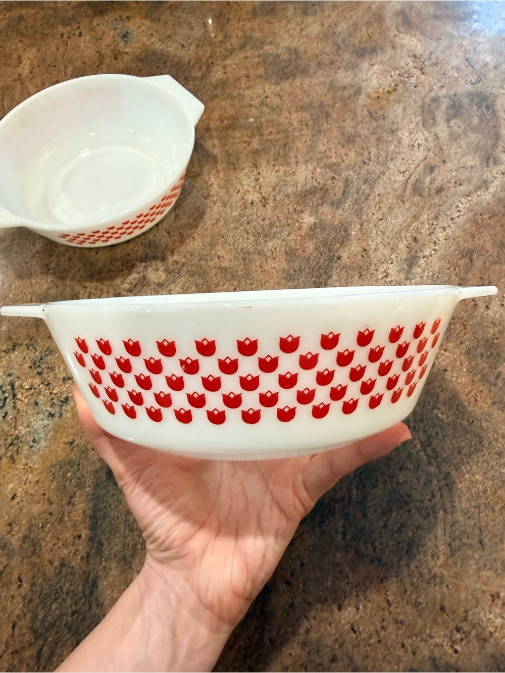 PYREX Vintage JAJ England Rare “Red Tulips” Casserole Dish Set 1970s - Picture 6 of 14